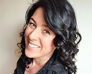 Dr. Alexandra Handerer